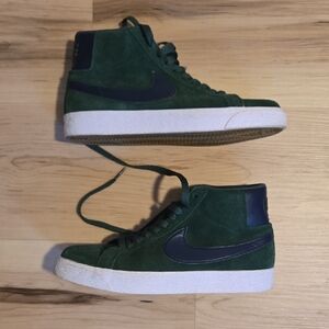 Nike SB Zoom Blazer Mid, Noble Green/Midnight Navy, Size 7.5M/9W